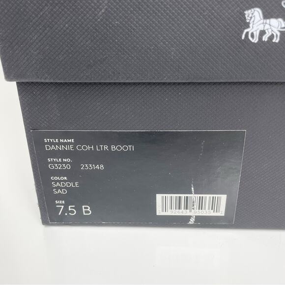 NEW Coach Dannie Block Heel Western Style Leather Ankle Boots Booties Saddle 7.5 - Picture 9 of 10